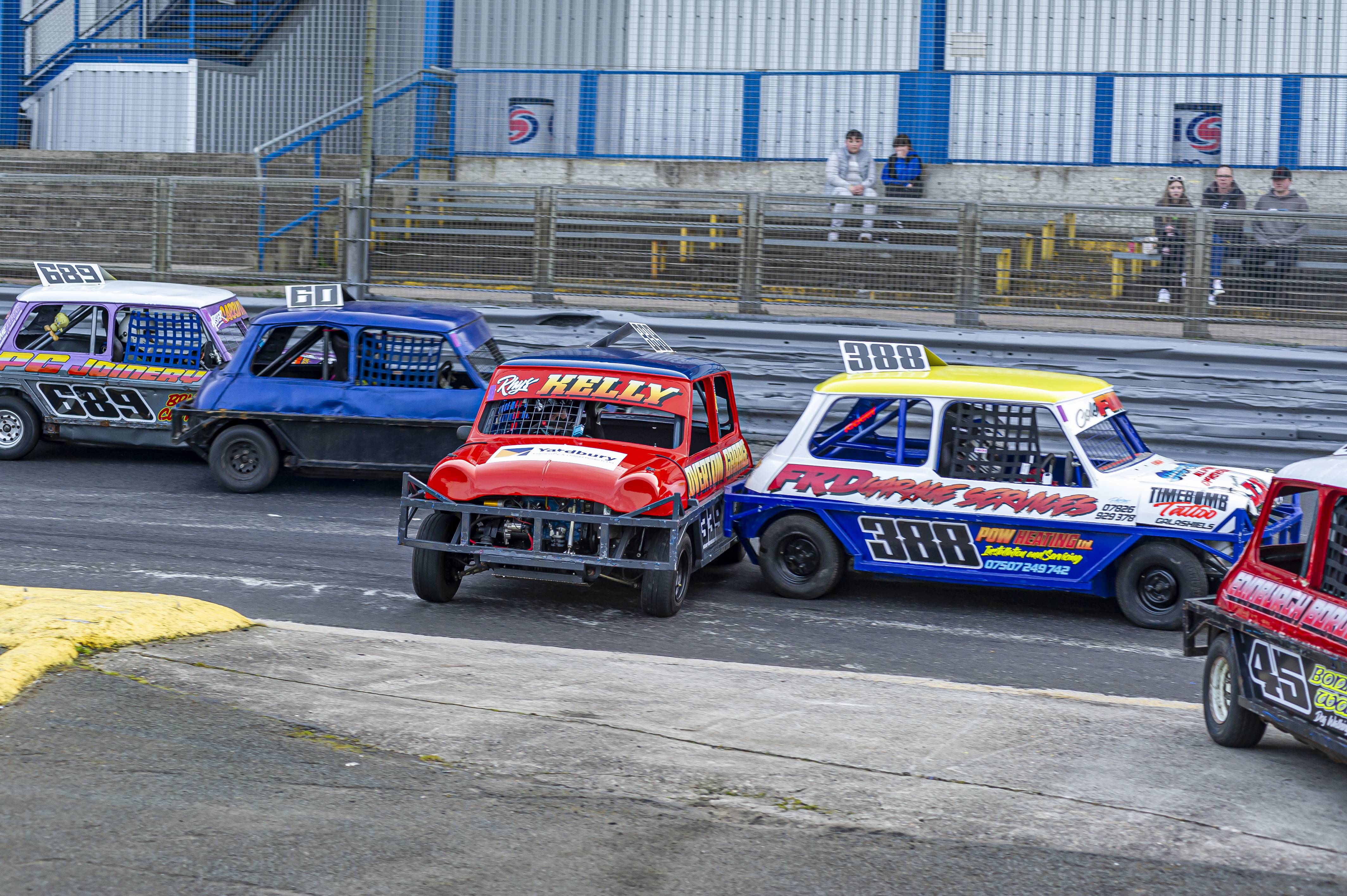 Ritchie Takes Hat Trick In Ministox