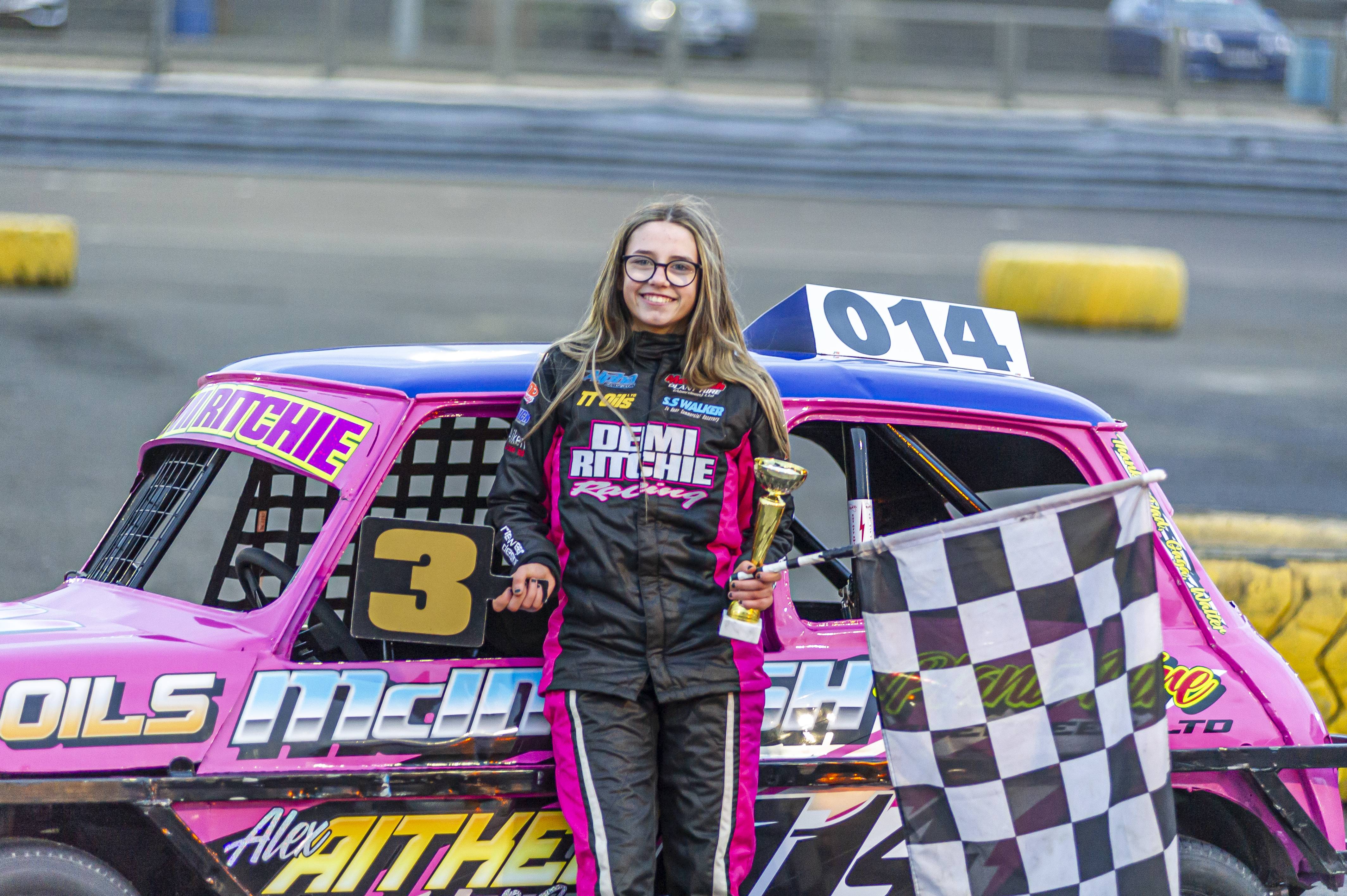 Ritchie Takes Hat Trick In Ministox