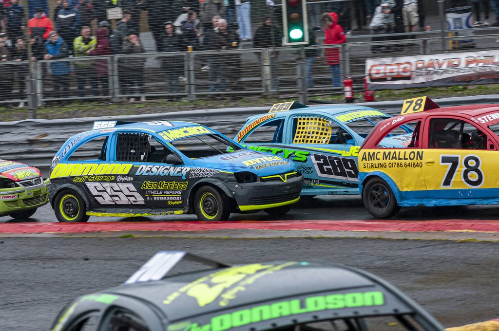 Henry at the double in chaotic 1300 stock cars