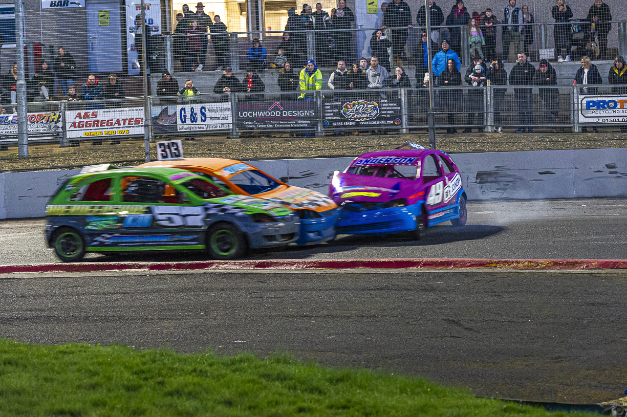 Philp Takes 3 In Ministox