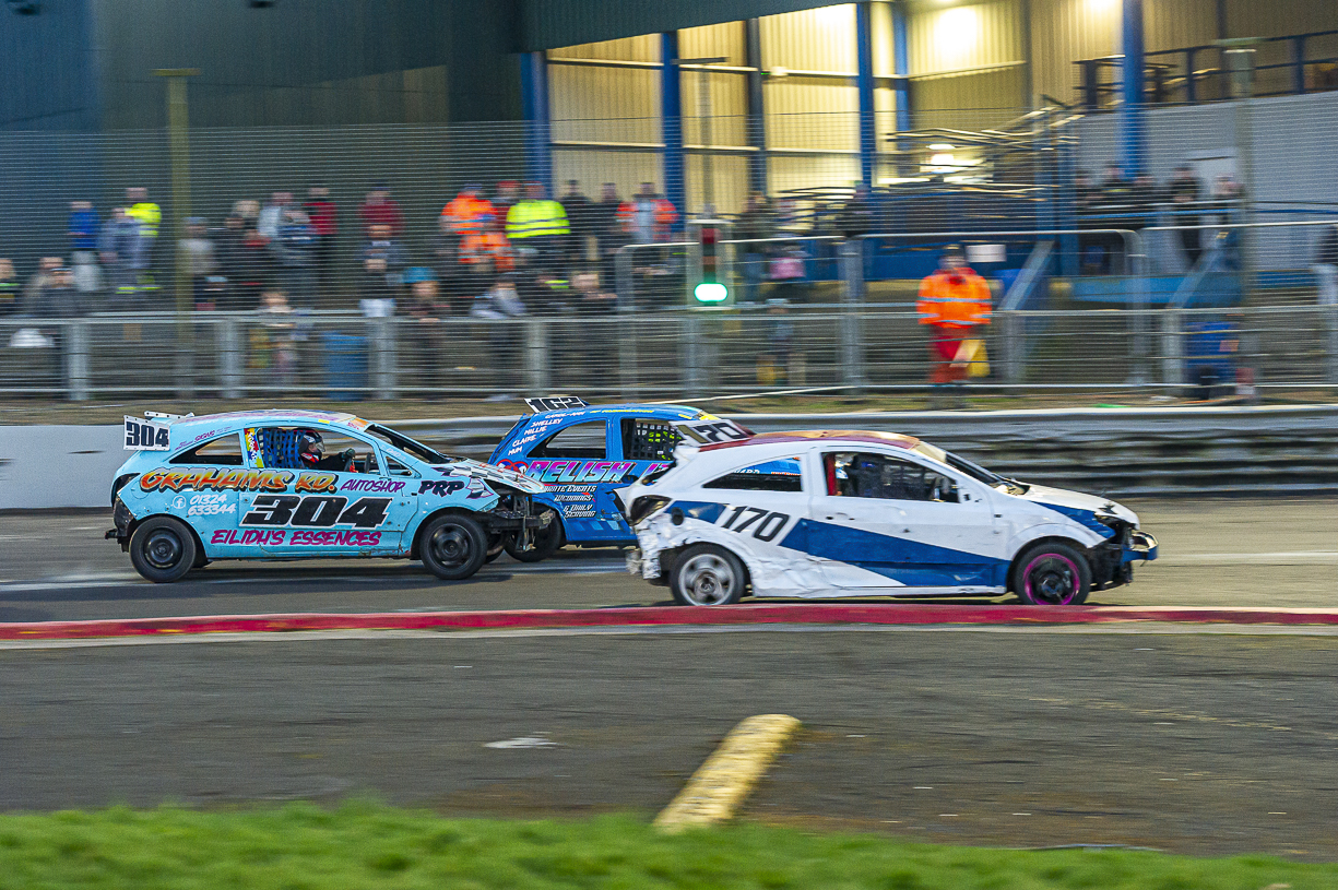 Philp Takes 3 In Ministox